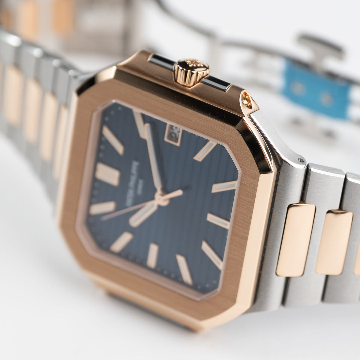 Patek Philippe Cubitus 5821/1AR-001 Stainless Steel Rose Gold Blue Dial (2024)