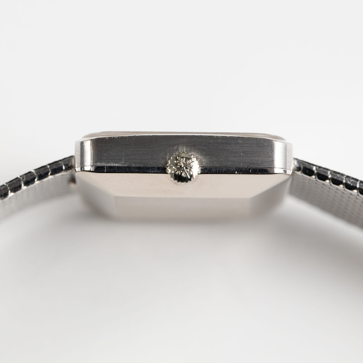 Patek Philippe Golden Ellipse 4126/1 White Gold Blue Diamond Dial Diamond Bezel