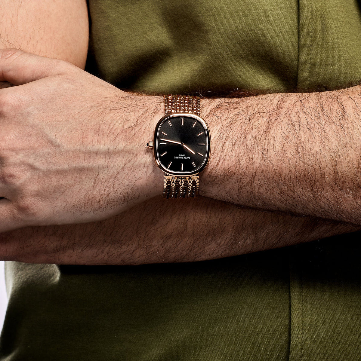 Patek Philippe Golden Ellipse 5738/1R-001 Rose Gold Black Dial