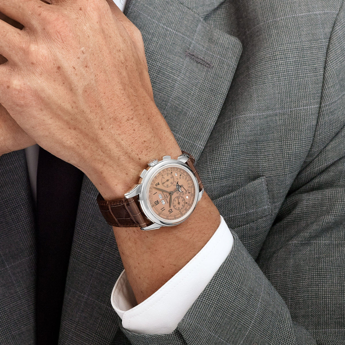 Patek Philippe Grand Complications 5270P-001 Perpetual Calendar Chronograph Platinum Salmon Dial