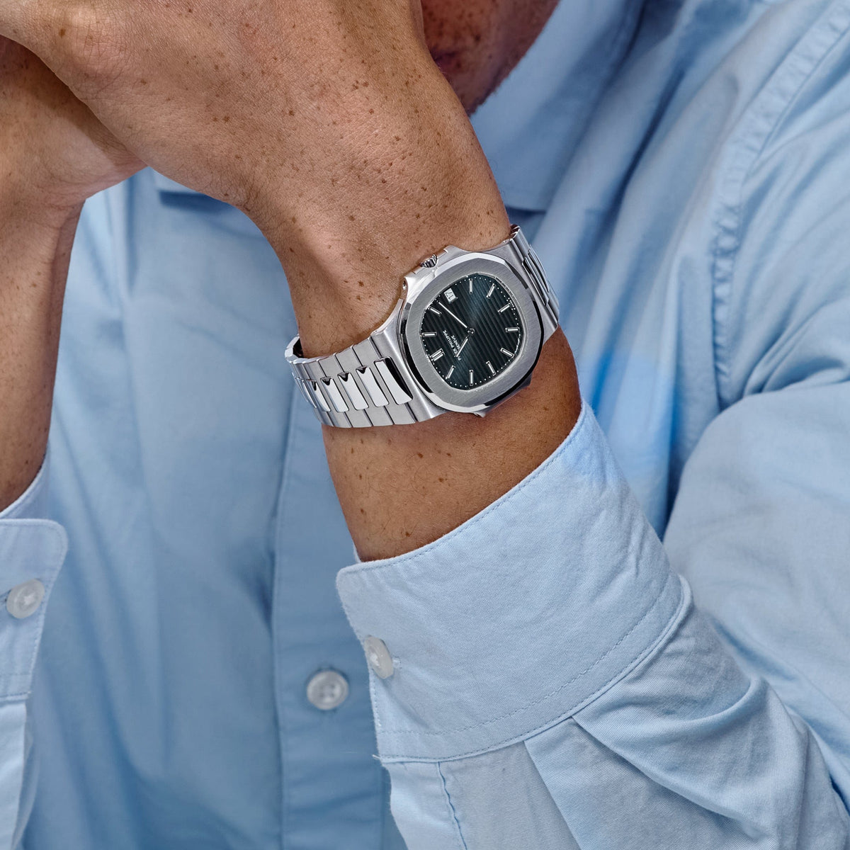 Patek Philippe Nautilus 3700/1A 'Jumbo' Stainless Steel Blue Dial