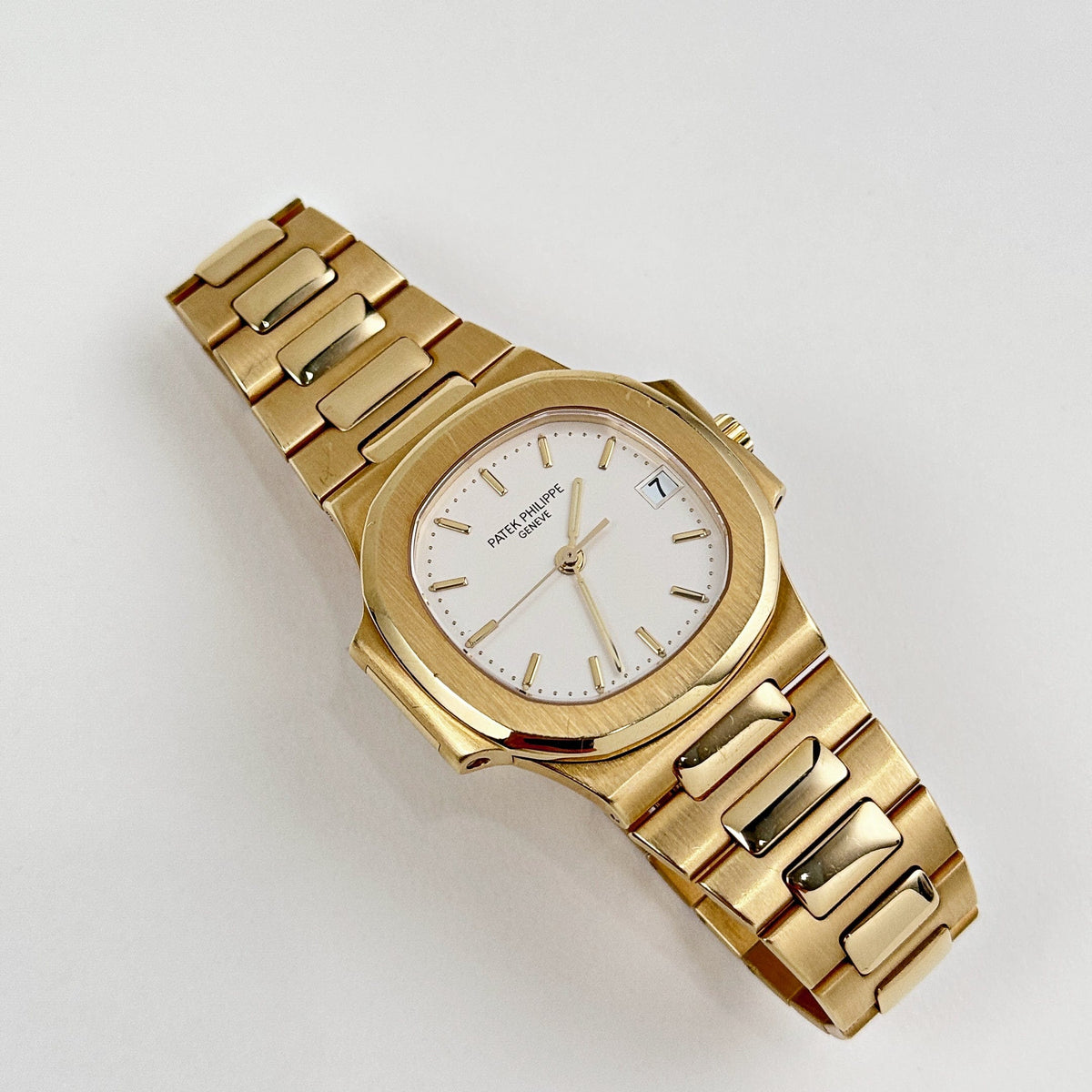 Patek Philippe Nautilus 3800/1J-001 Yellow Gold White Dial