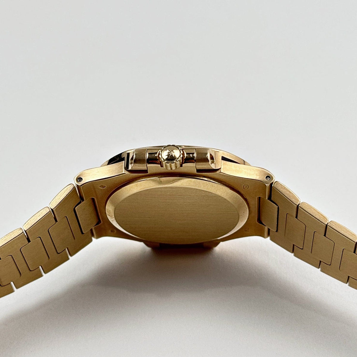 Patek Philippe Nautilus 3800/1J-001 Yellow Gold White Dial