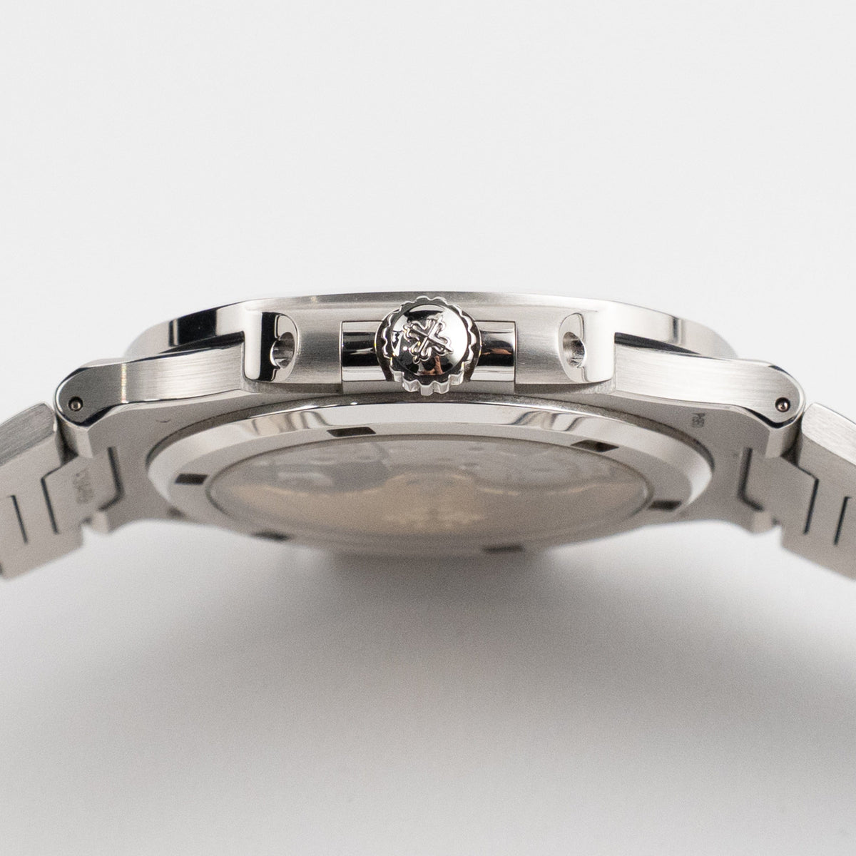 Patek Philippe Nautilus 5711/110P-001 Platinum Grey Diamond Baguette Dial Diamond Baguette Bezel