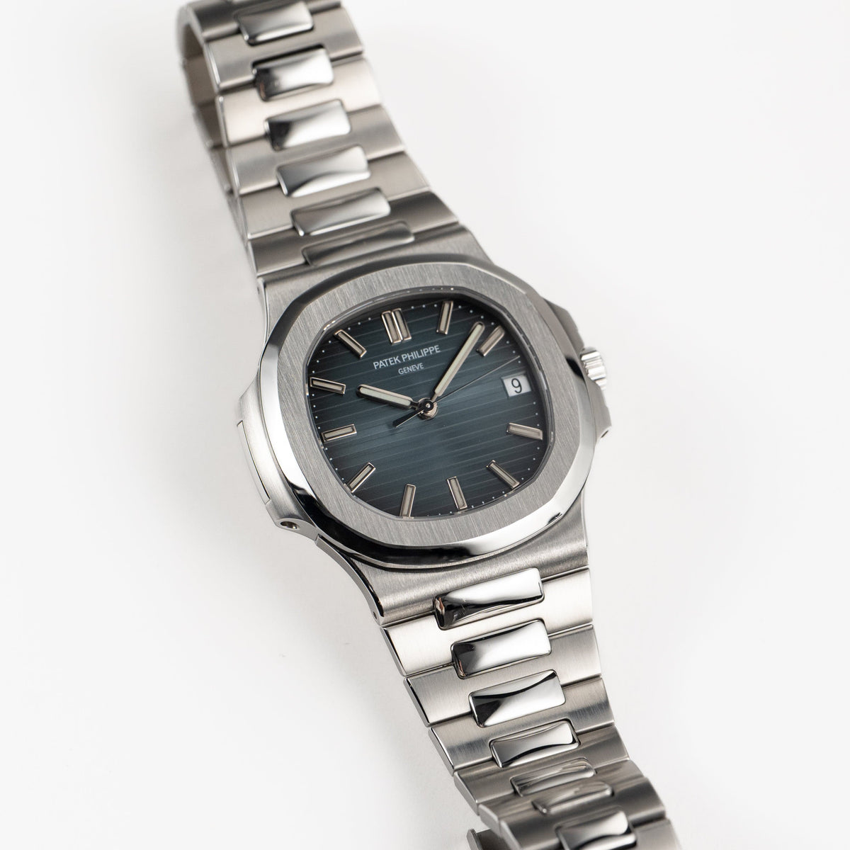 Patek Philippe Nautilus 5711/1A-010 Stainless Steel Blue Dial (2011)