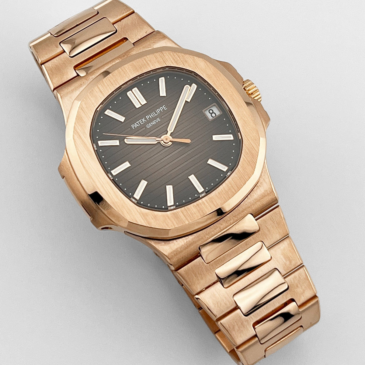Patek Philippe Nautilus 5711/1R-001 Rose Gold Brown Dial (2015)