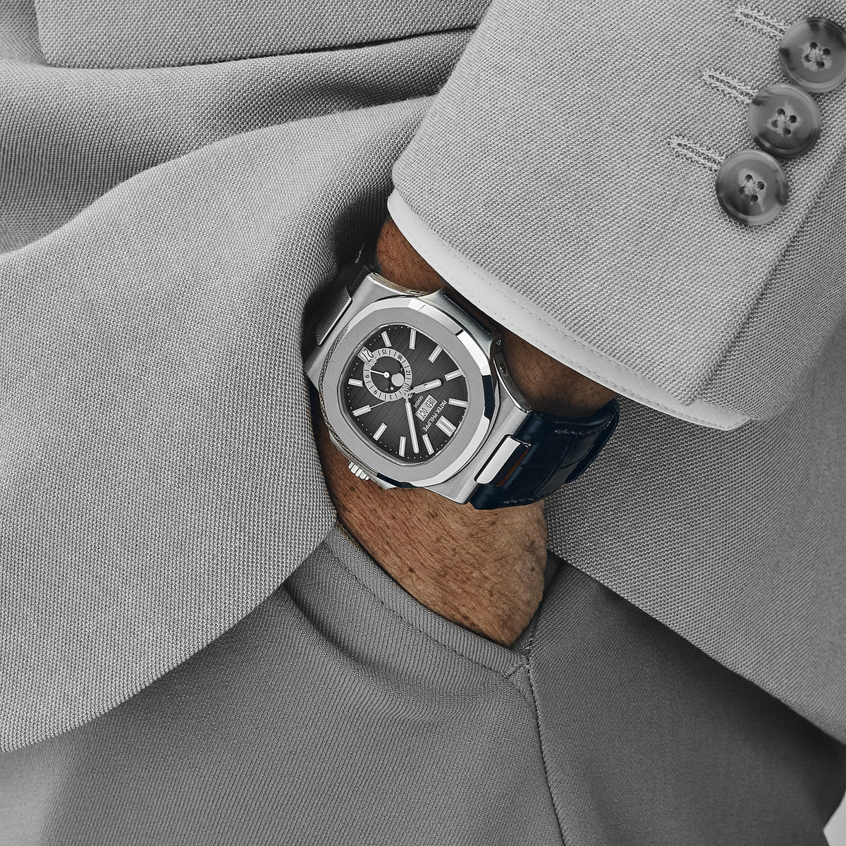 Patek Philippe Nautilus 5726A-001 Annual Calendar Moon Phases (2016)