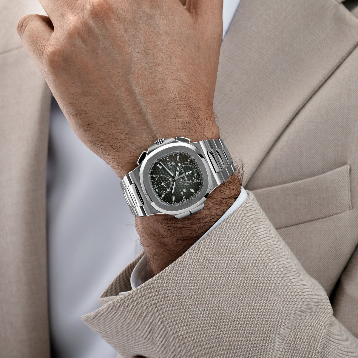 Patek Philippe Nautilus 5990/1A-001 Travel Time Chronograph (2018)