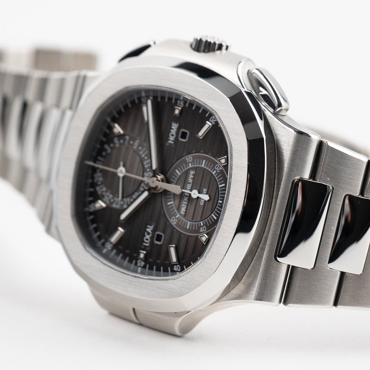 Patek Philippe Nautilus 5990/1A-001 'Travel Time' Chronograph Stainless Steel (2016)