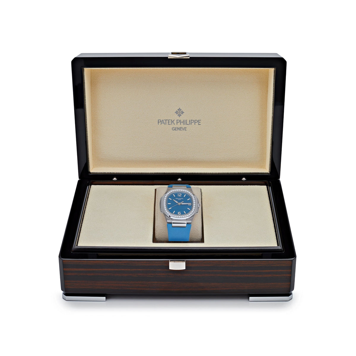 Patek Philippe Nautilus 7010G-013 'Ladies' White Gold Blue Dial Diamond Bezel (2025)