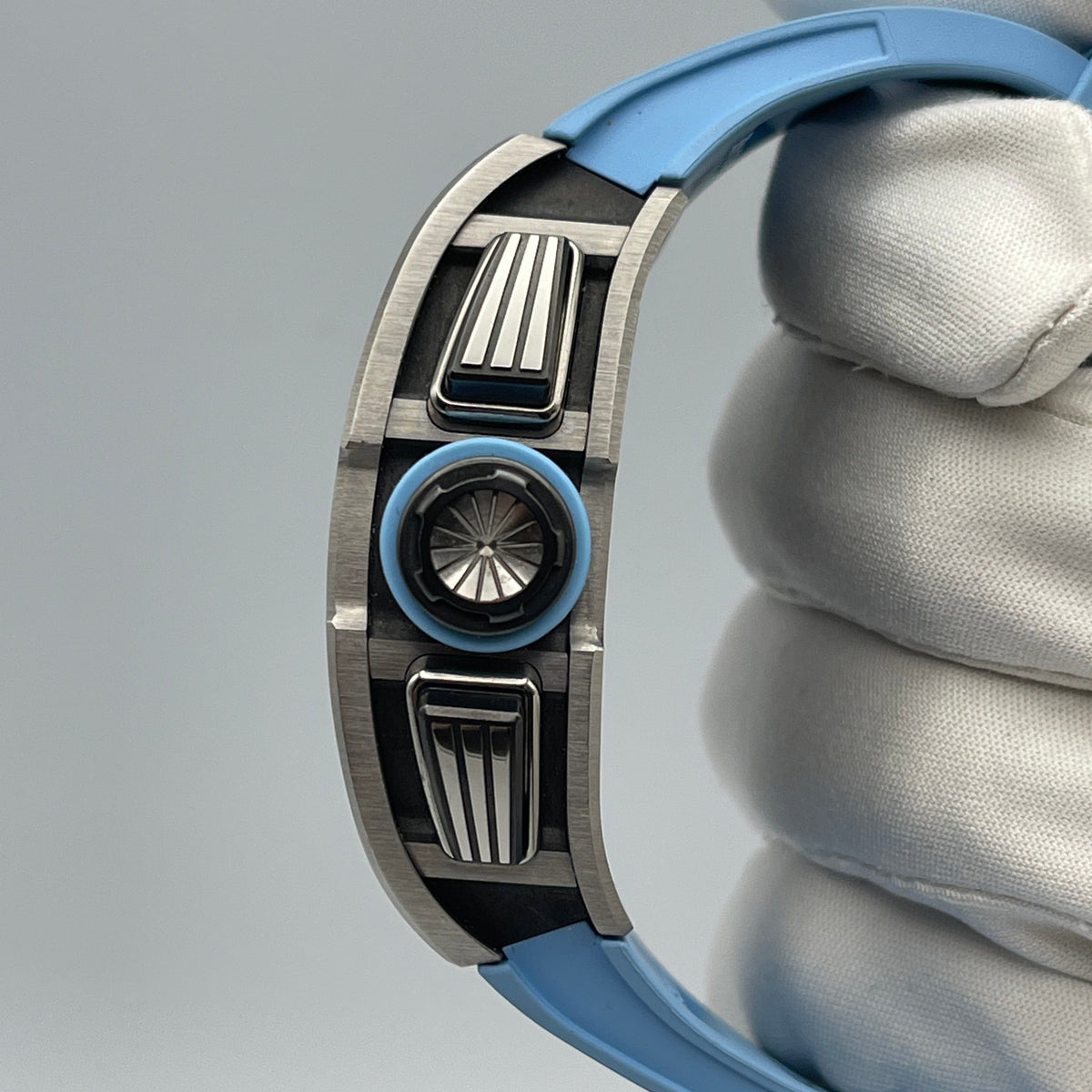 Richard Mille RM 011-FM Felipe Massa LeMans Classic Titanium Limited Edition of 150