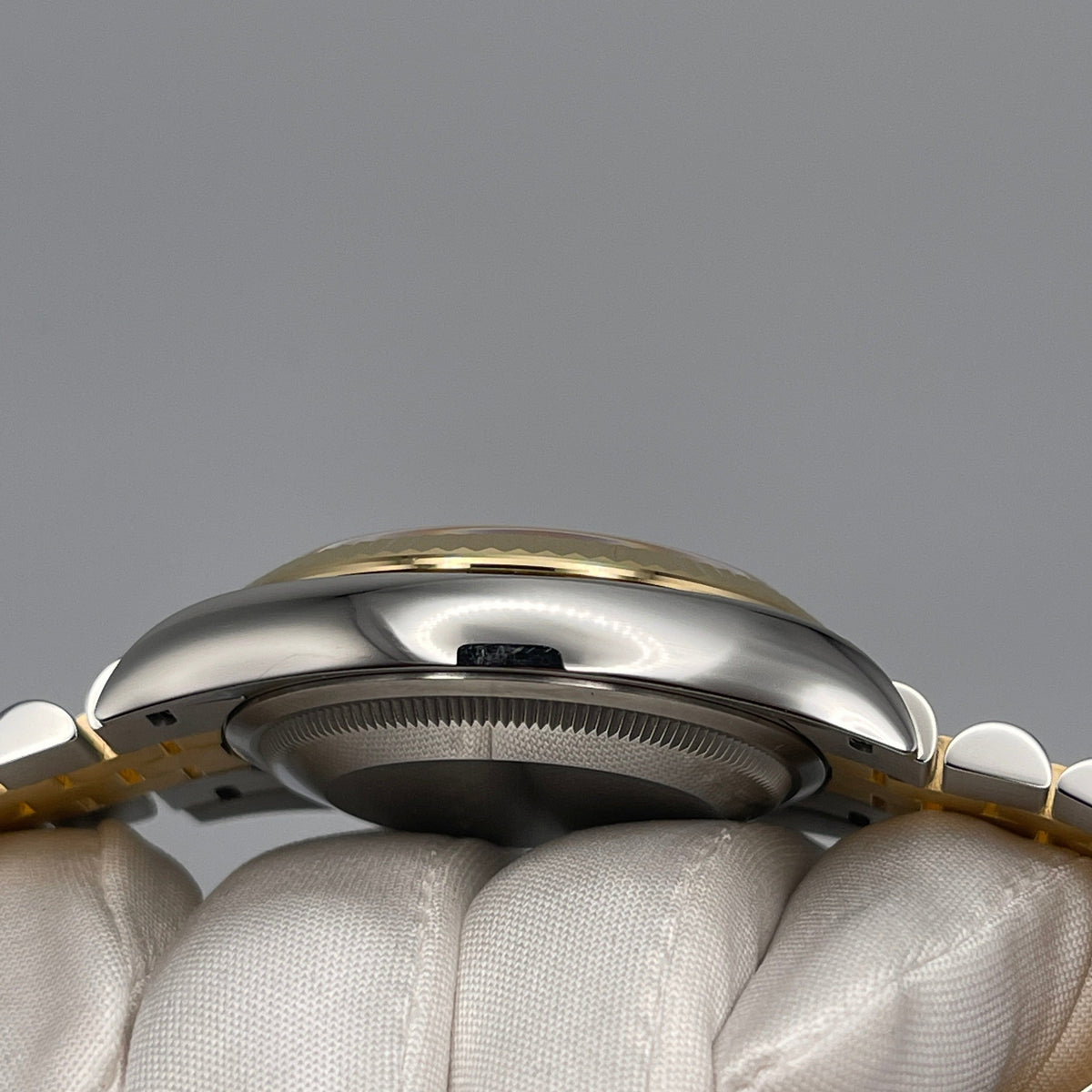 Rolex Datejust 36 126233 Stainless Steel Yellow Gold Champagne Dial Jubilee
