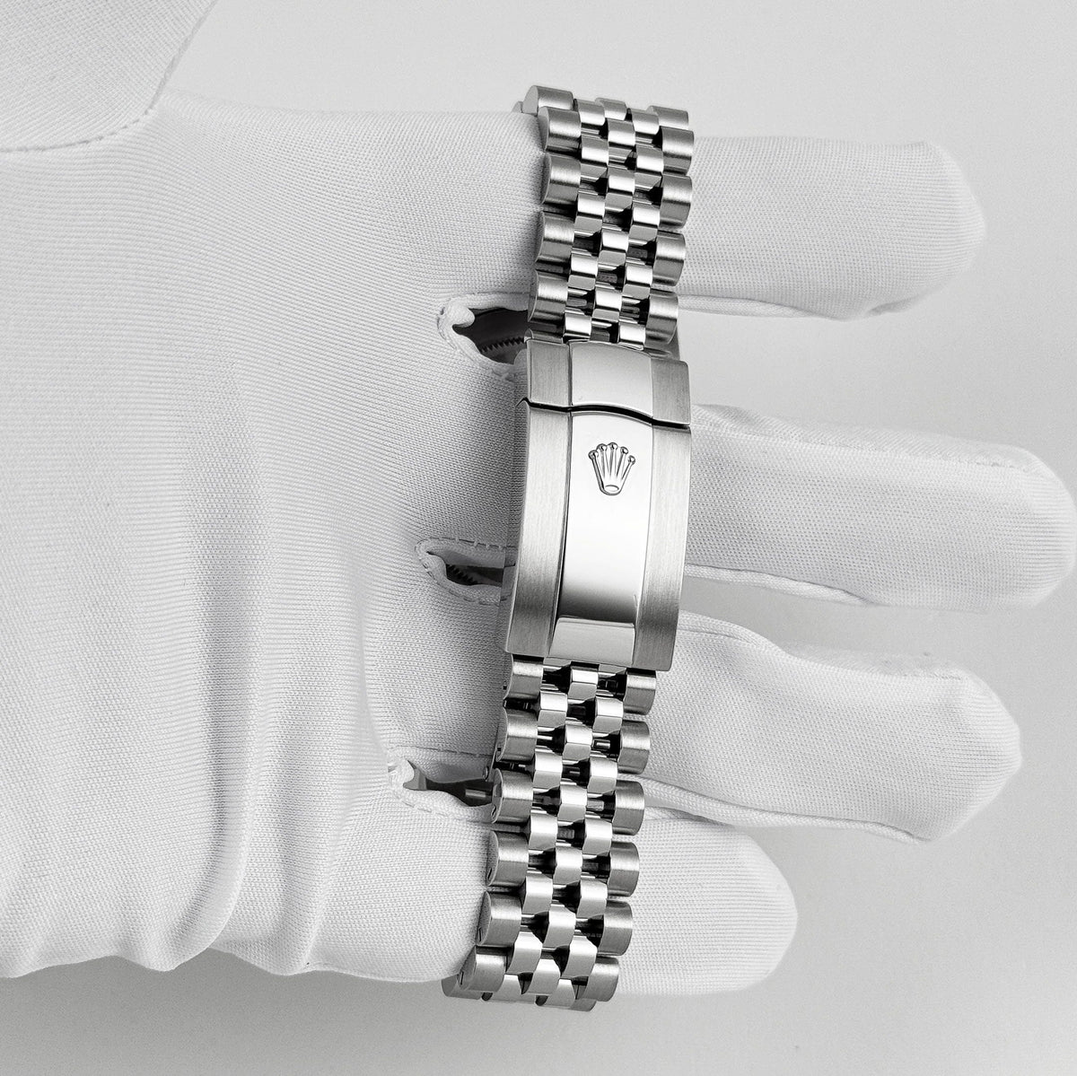 Rolex Datejust 41 126300 Stainless Steel Green Dial Jubilee (2026)