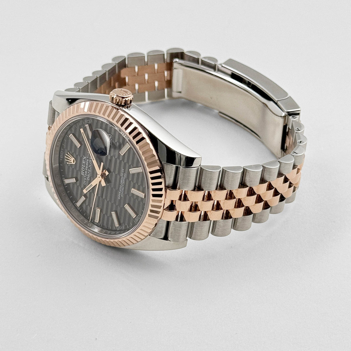 Rolex Datejust 41 126331 Rose Gold Stainless Steel Grey Motif Dial Jubilee (2024)