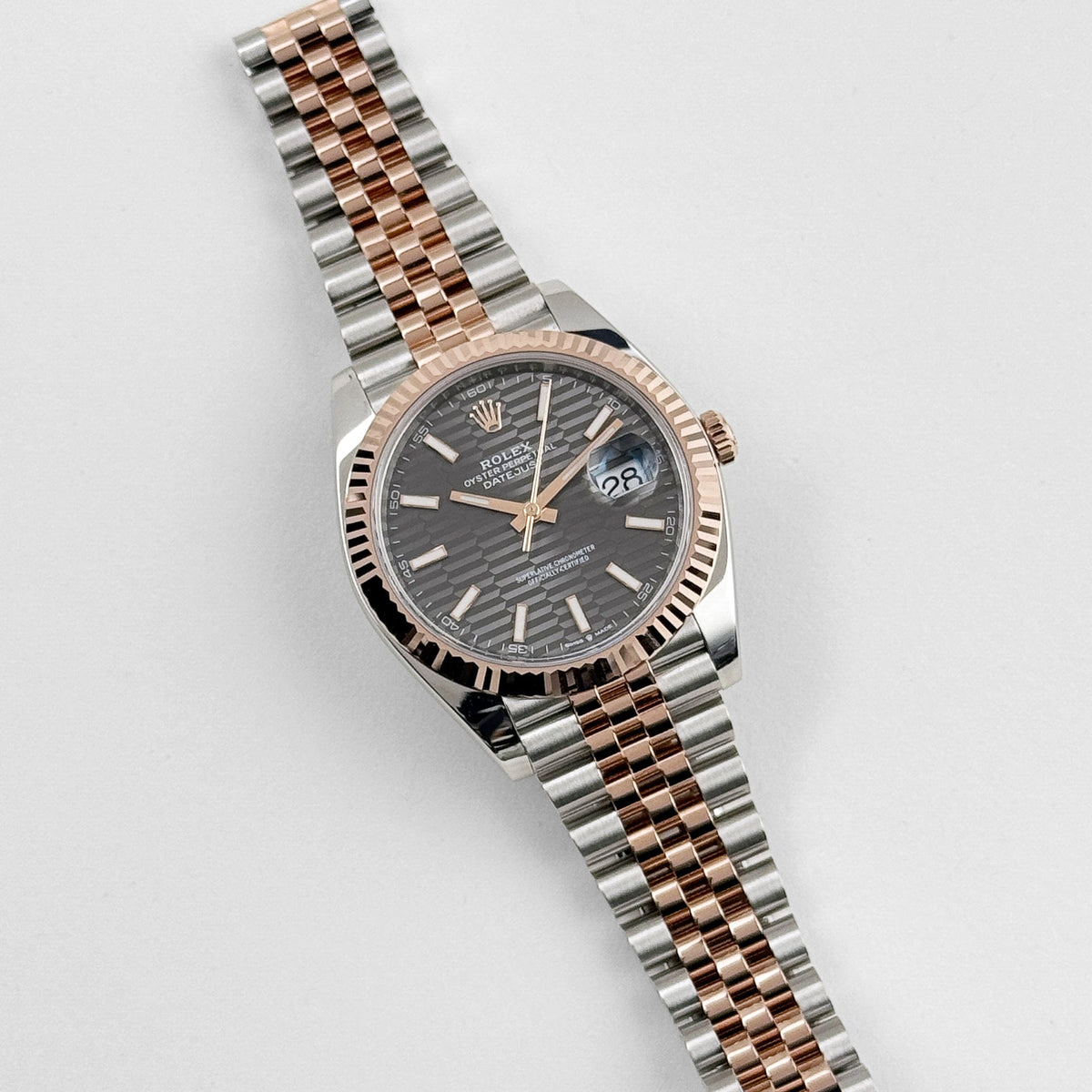 Rolex Datejust 41 126331 Rose Gold Stainless Steel Grey Motif Dial Jubilee (2024)