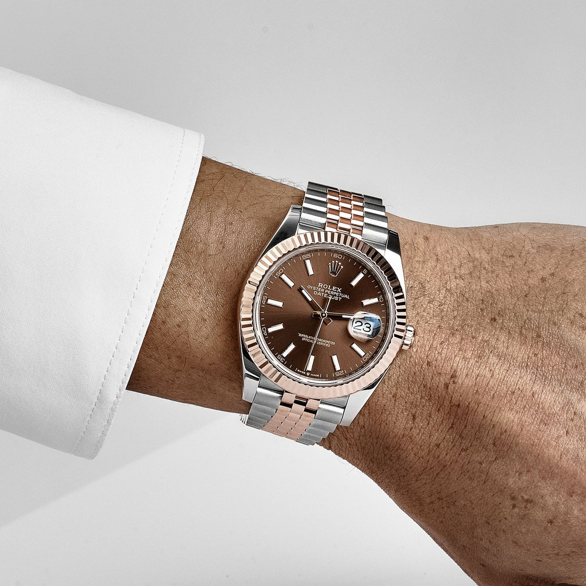 Rolex Datejust 41 126331 Stainless Steel Rose Gold Chocolate Dial Jubilee (2023)