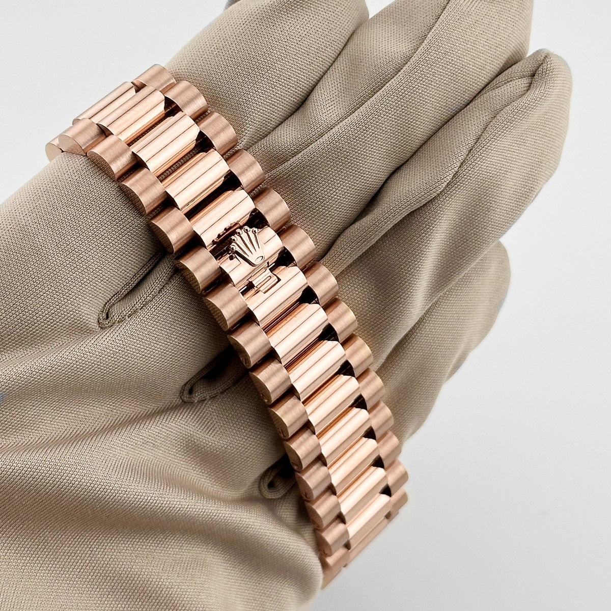 Rolex Day-Date 36 128345RBR Rose Gold Mother of Pearl Diamond Bezel
