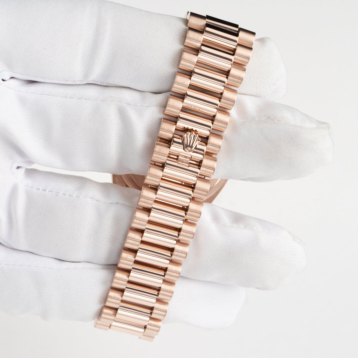 Rolex Day-Date 36 128235 Rose Gold Brown Ombre Diamond Dial (2022)