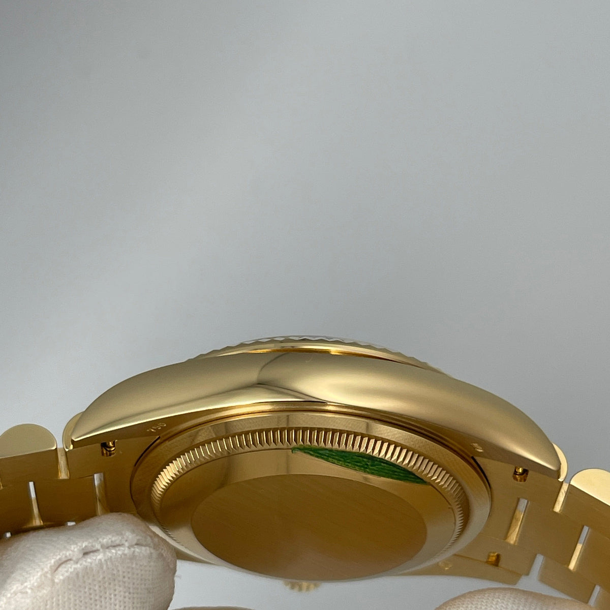 Rolex Day-Date 36 128238 Yellow Gold Champagne Diamond Dial