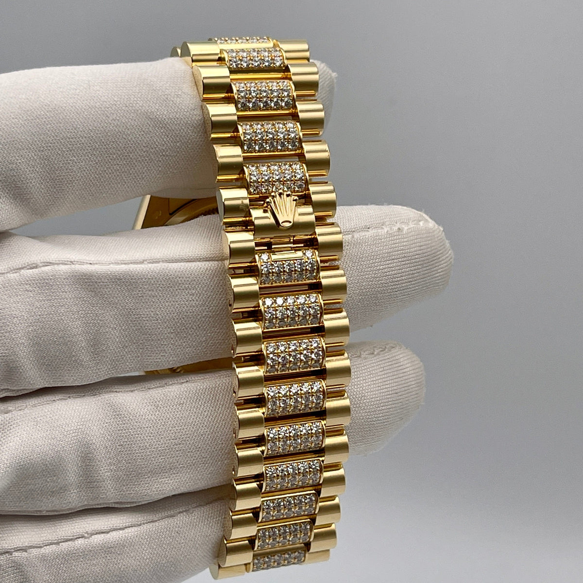 Rolex Day-Date 36 128238 Yellow Gold Champagne Diamond Dial