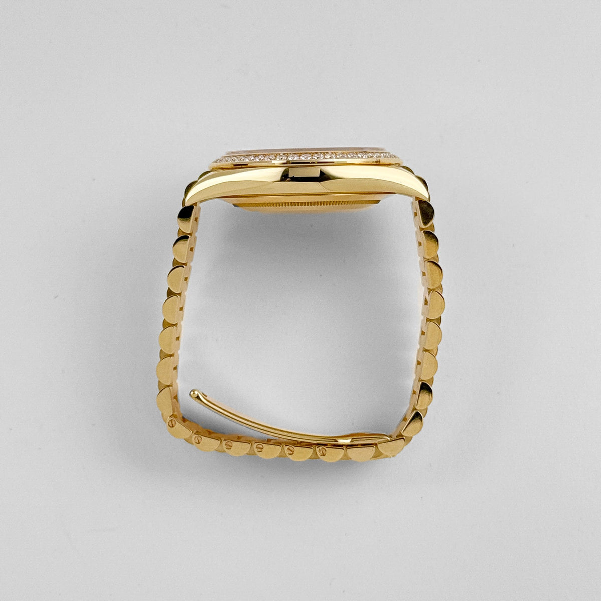 Rolex Day-Date 40 228348RBR Yellow Gold Diamond Dial Diamond Bezel (2022)