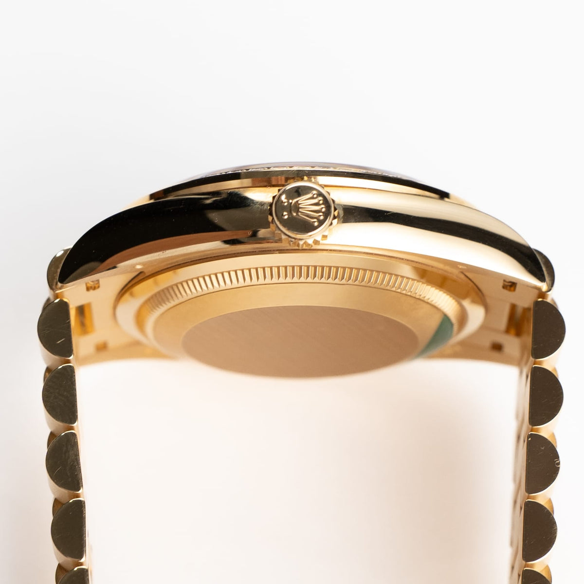 Rolex Day-Date 40 228348RBR Yellow Gold Green Roman Numeral Dial Diamond Bezel (2022)