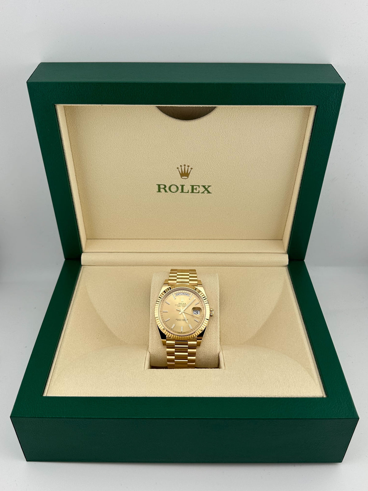 Rolex Day-Date 40 228238 Yellow Gold Champagne Dial (2026)