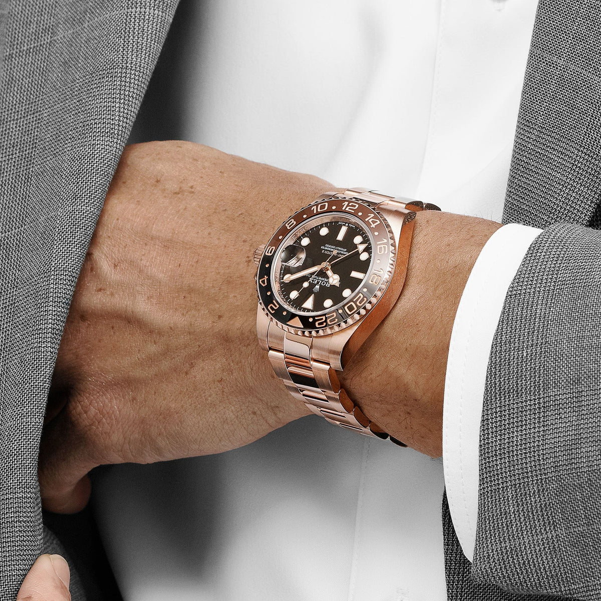 Rolex GMT-Master II 126715CHNR 'Root Beer' Rose Gold Black Dial (2023)