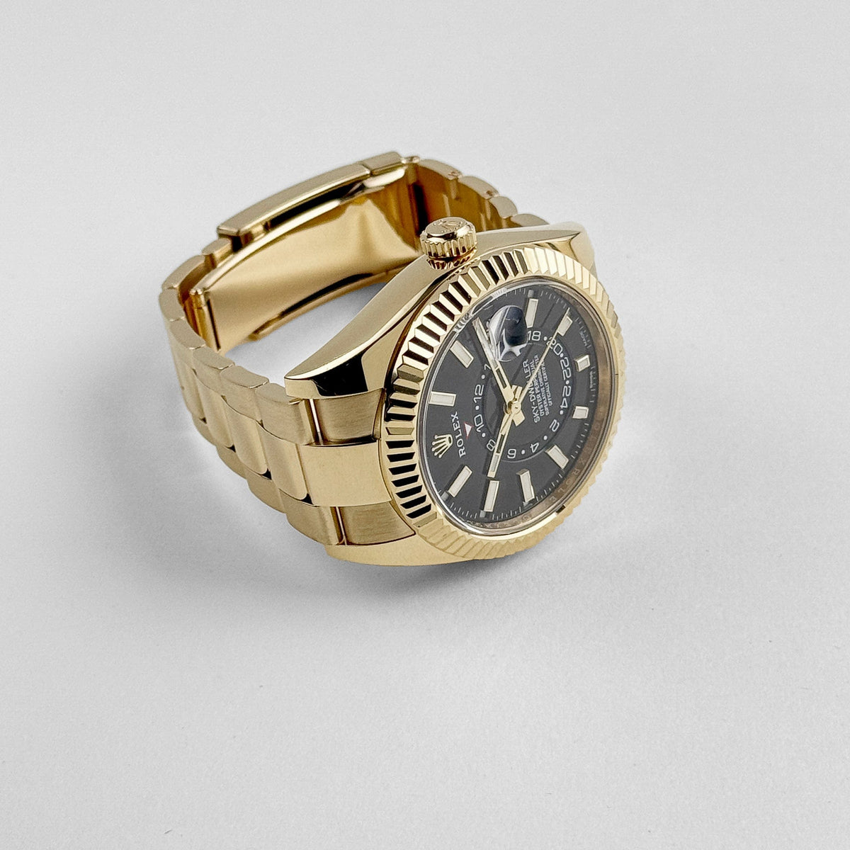 Rolex Sky-Dweller 326938 Yellow Gold Black Dial (2021)