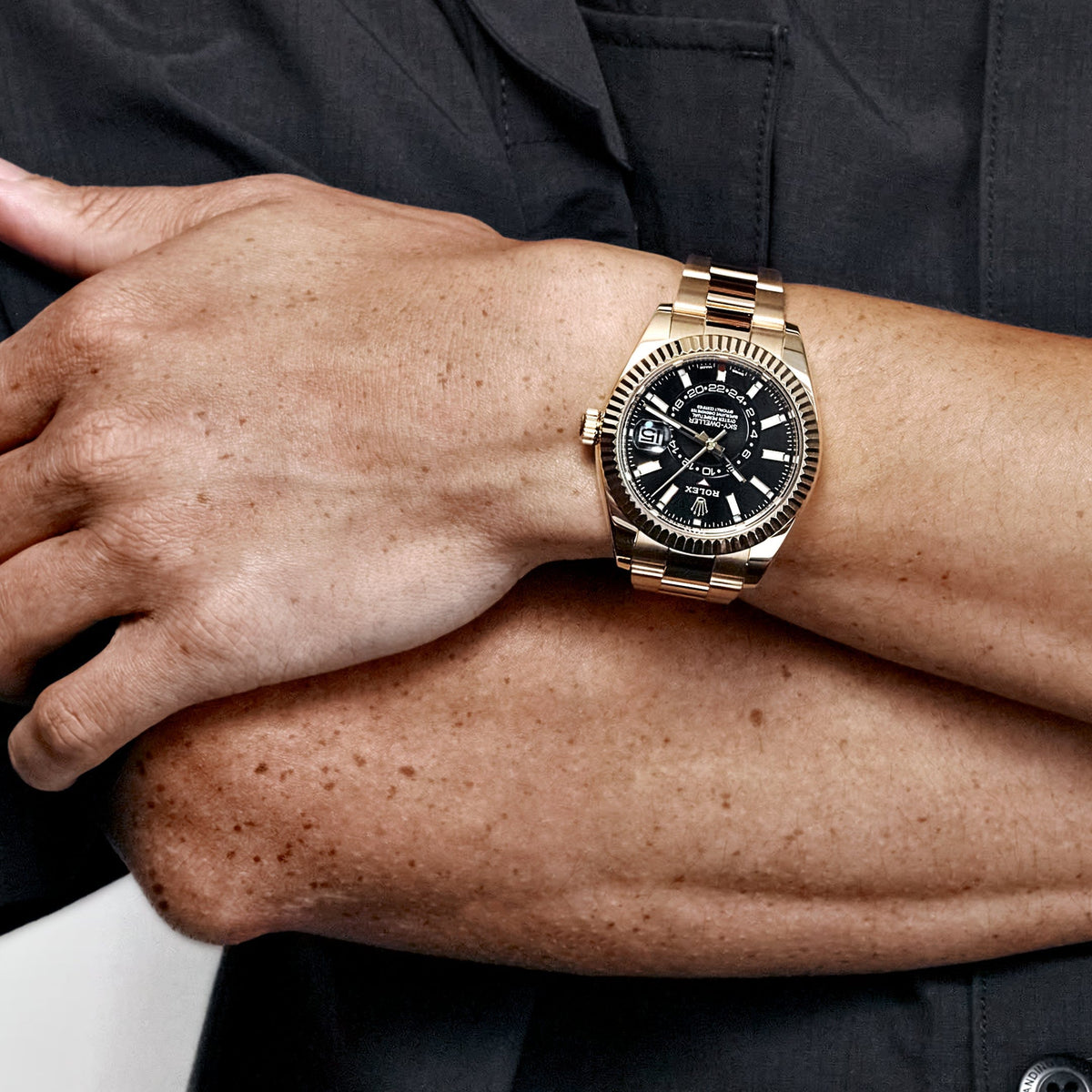 Rolex Sky-Dweller 326938 Yellow Gold Black Dial (2021)