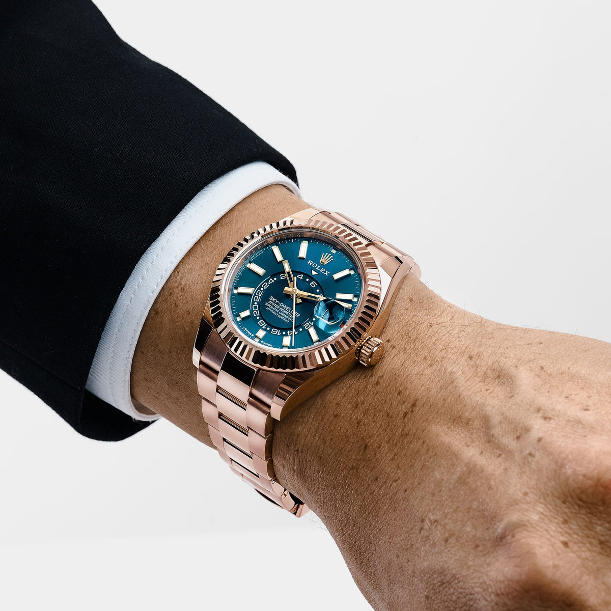 Rolex Sky-Dweller 336935 Rose Gold Blue Dial (2025)