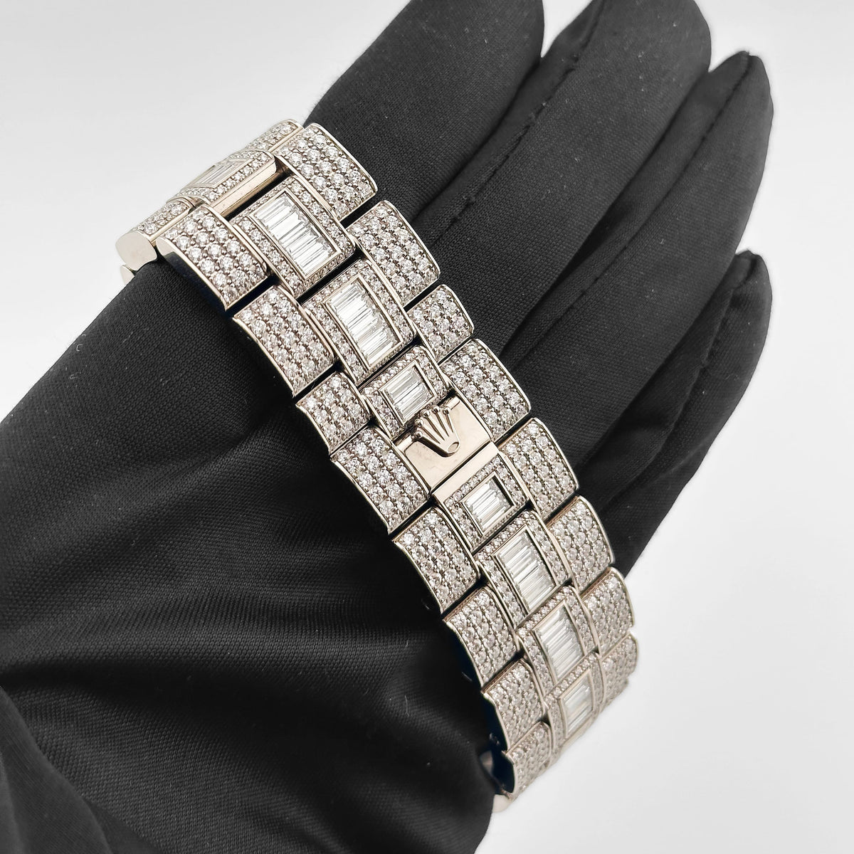 Rolex Sky-Dweller 336959TBR White Gold Meteorite Dial Diamond-Set (2025)