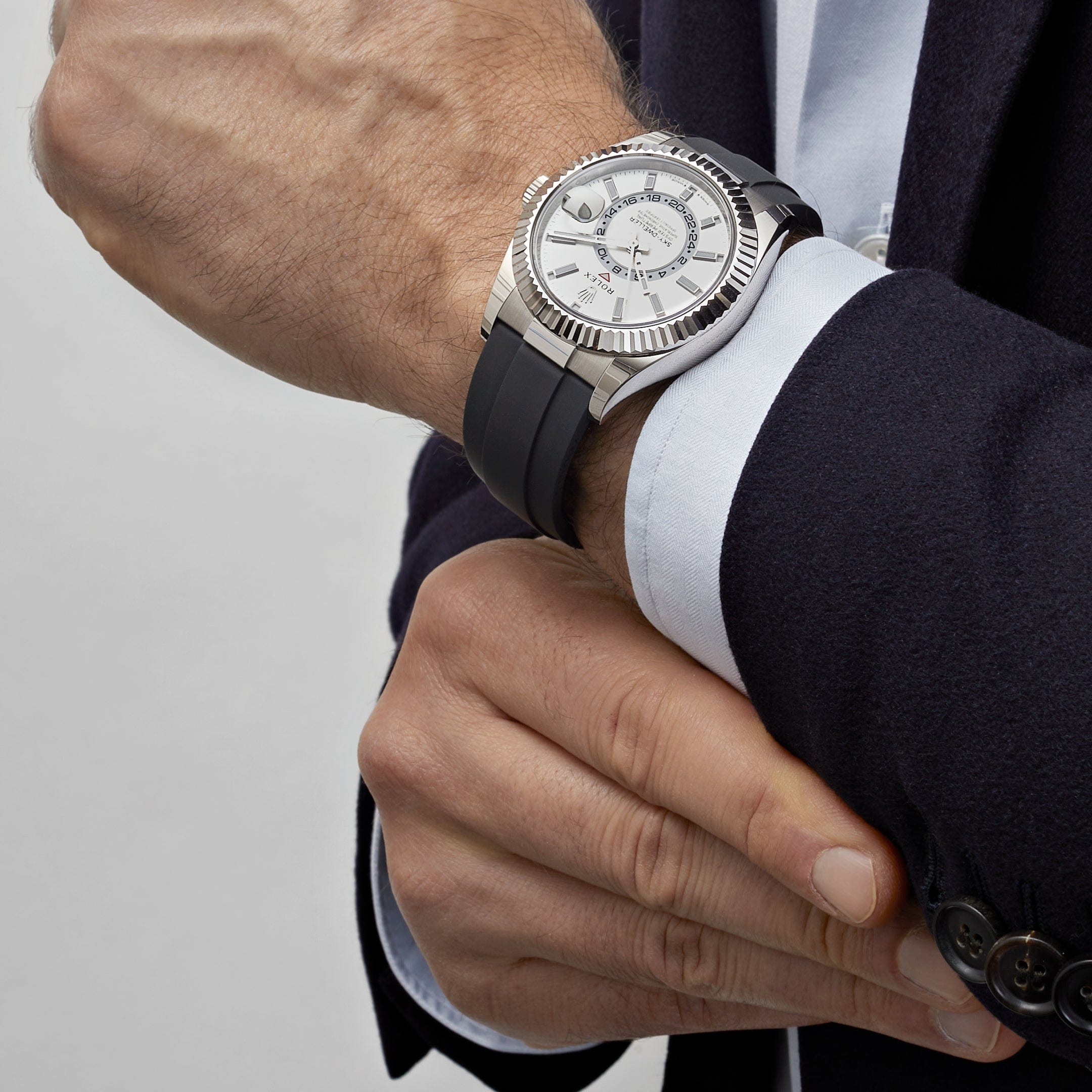 Rolex Sky-Dweller 336239 White Gold White Dial Oysterflex