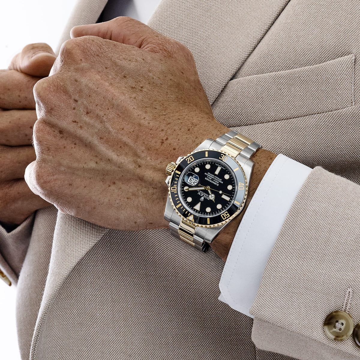 Rolex Submariner Date 116613LN Stainless Steel Yellow Gold Black Dial (2016)