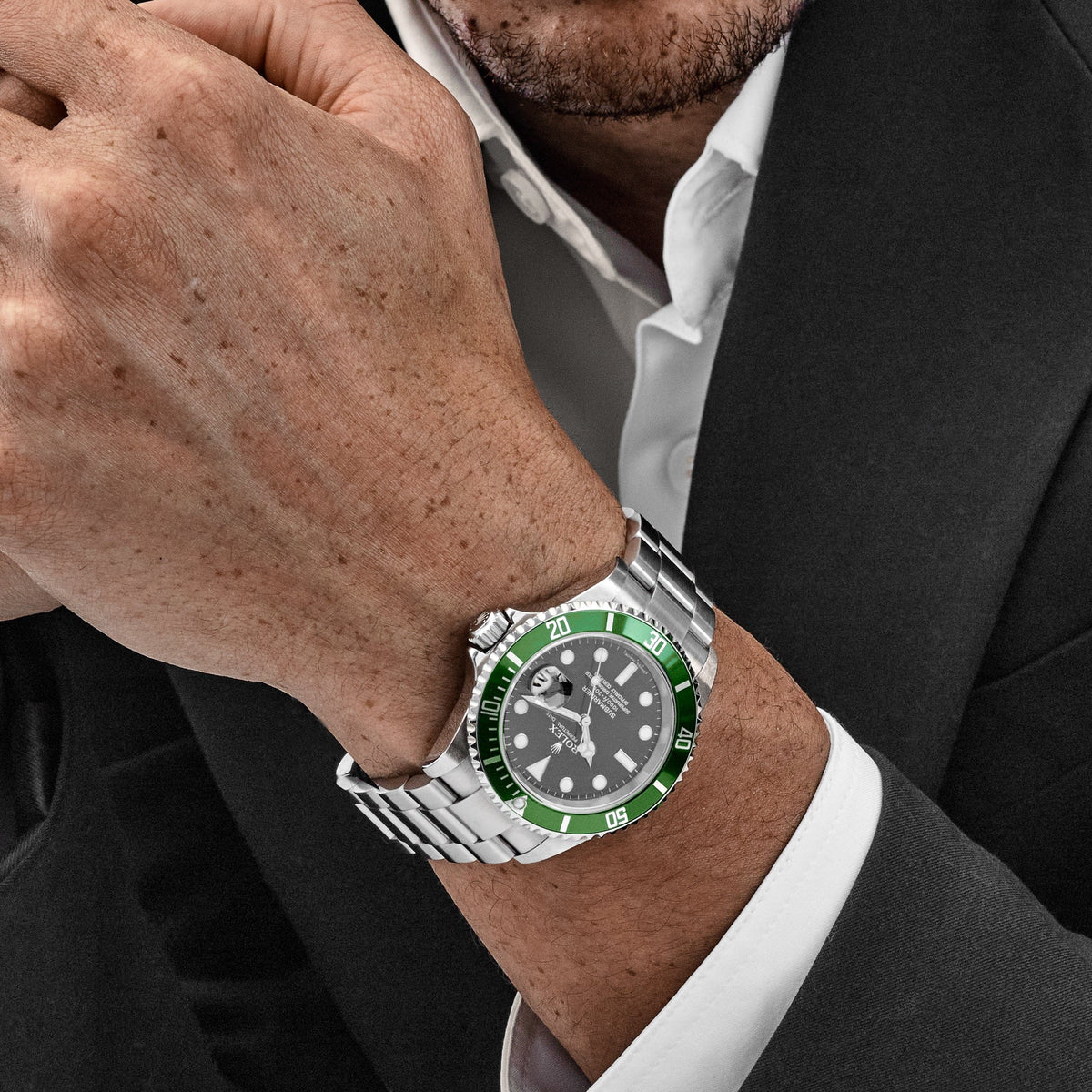 Rolex Submariner Date 16610LV 'Kermit' Stainless Steel Black Dial (2005)