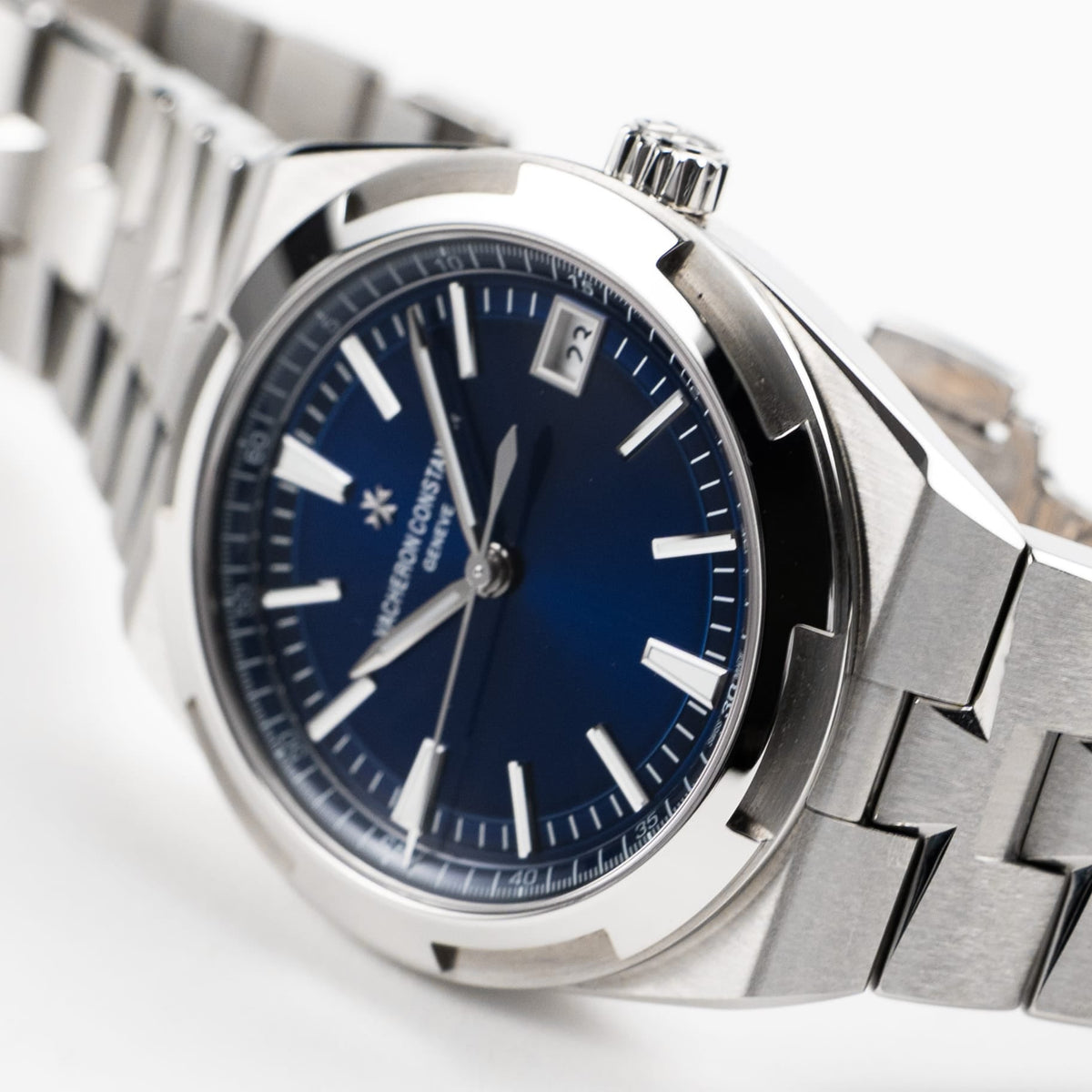 Vacheron Constantin Overseas 4500V/110A-B128 Stainless Steel Blue Dial (2022)
