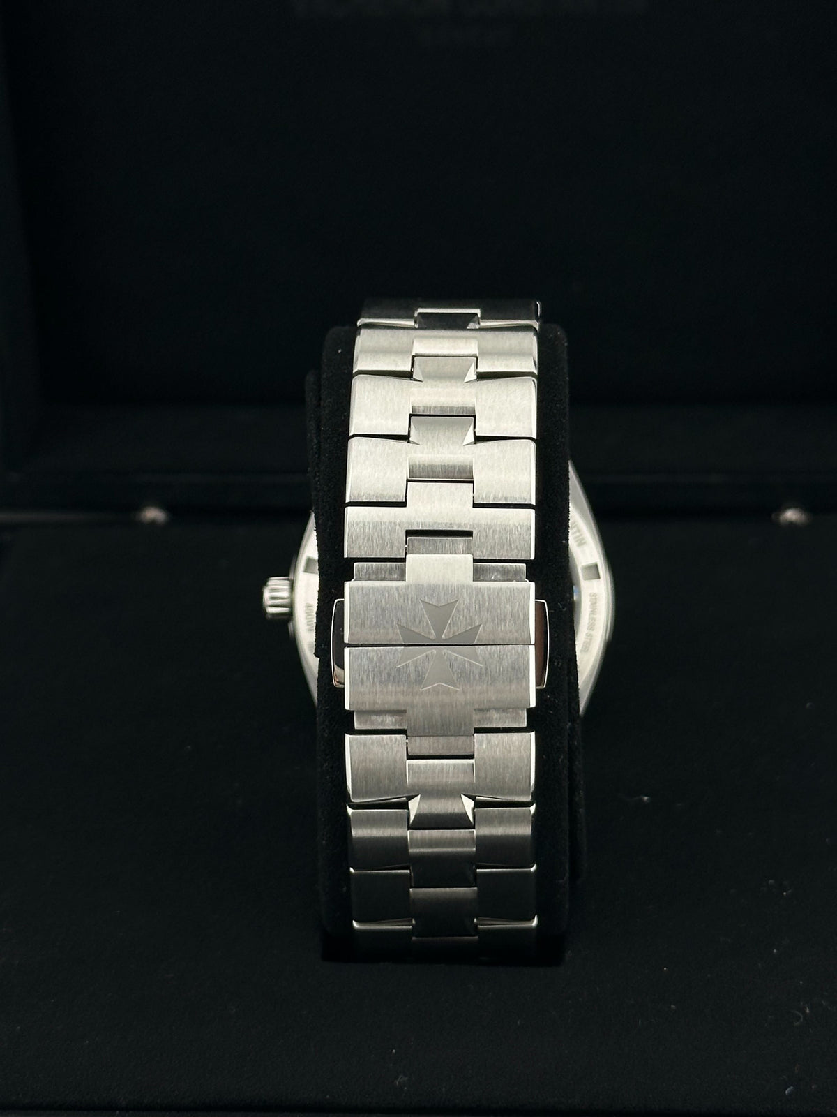 Vacheron Constantin Overseas 4500V/110A-B483 Steel Black Dial