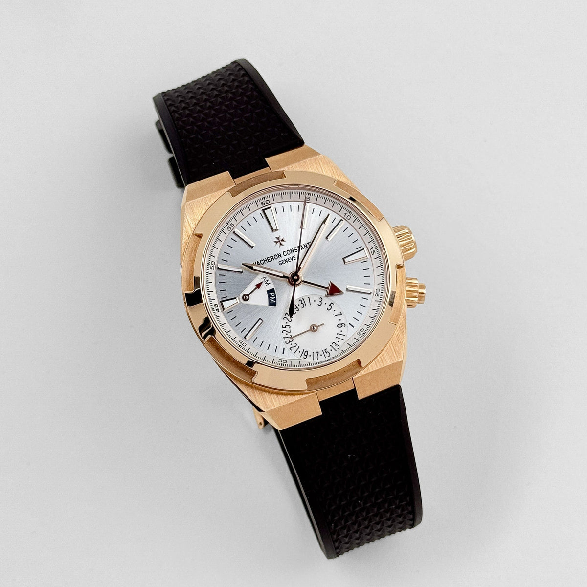 Vacheron Constantin Overseas Dual Time 7900V/000R-B336 Rose Gold Silver Dial