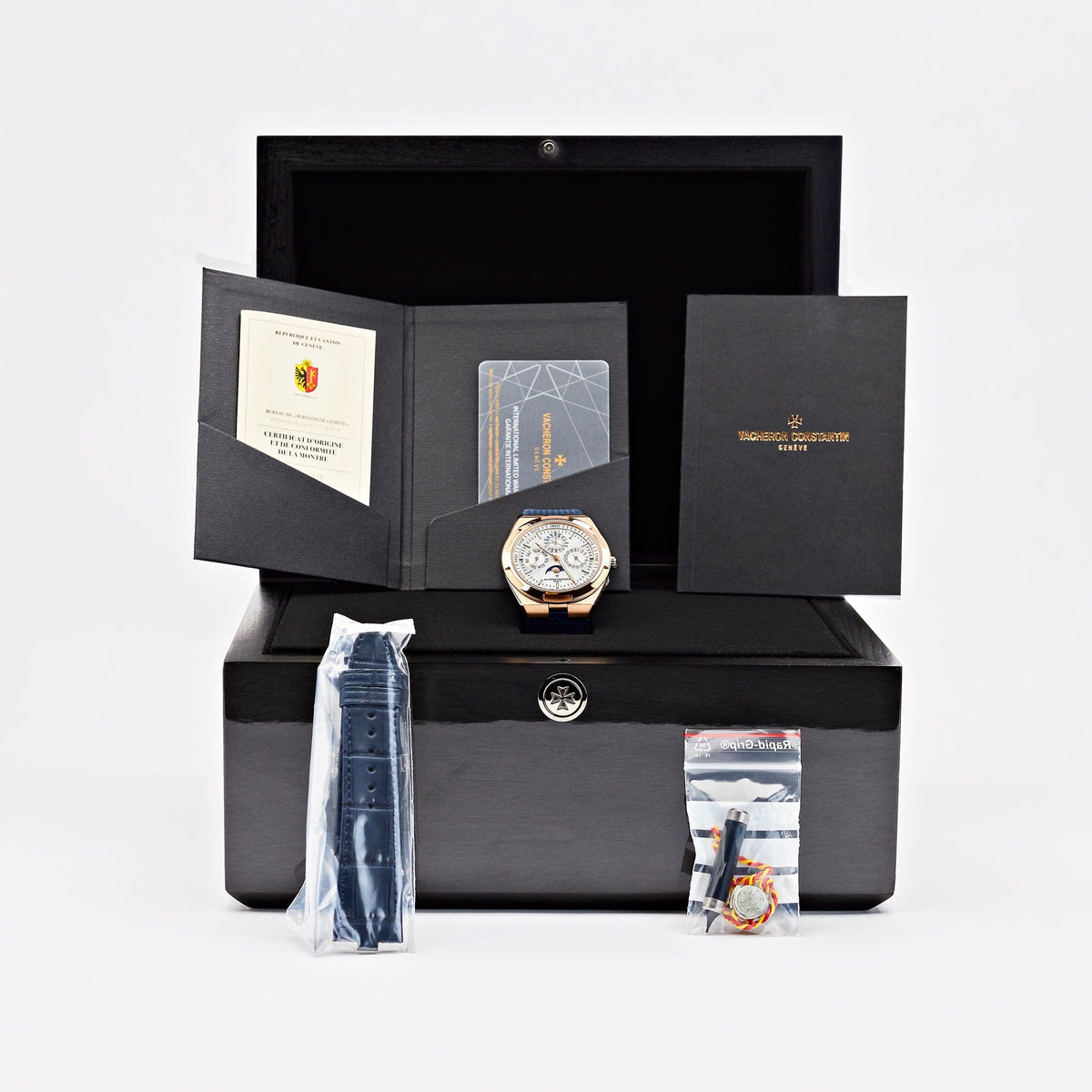 Vacheron Constantin Overseas 4300V/000R-B064 Ewiger Kalender Ultra-Thin Rose Gold Silver Dial